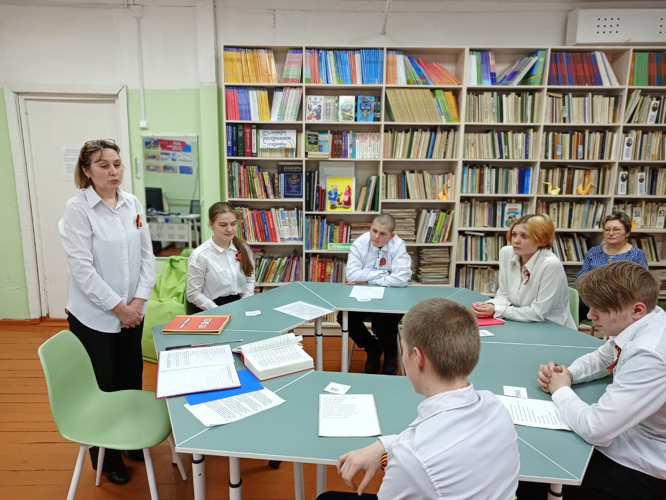 Библиотечный час &amp;quot;Мы помним тебя, солдат!&amp;quot;.  .